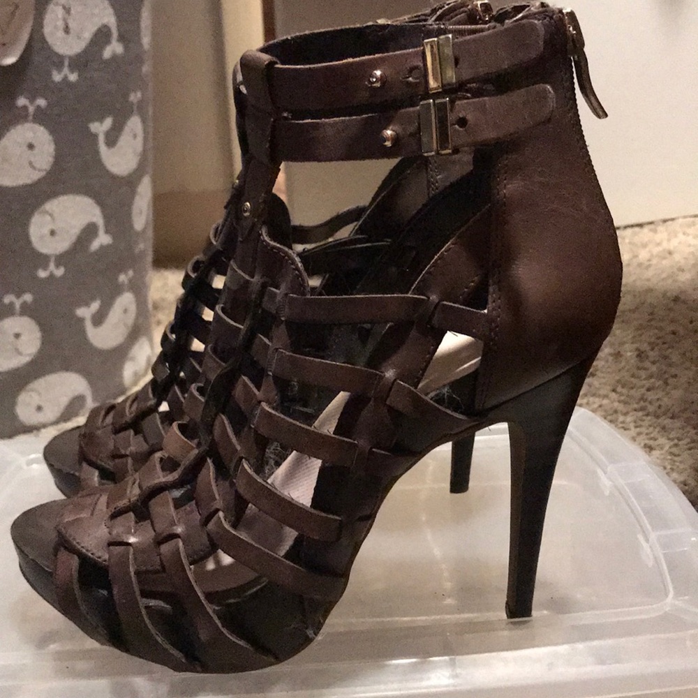 BCBG Brown heels